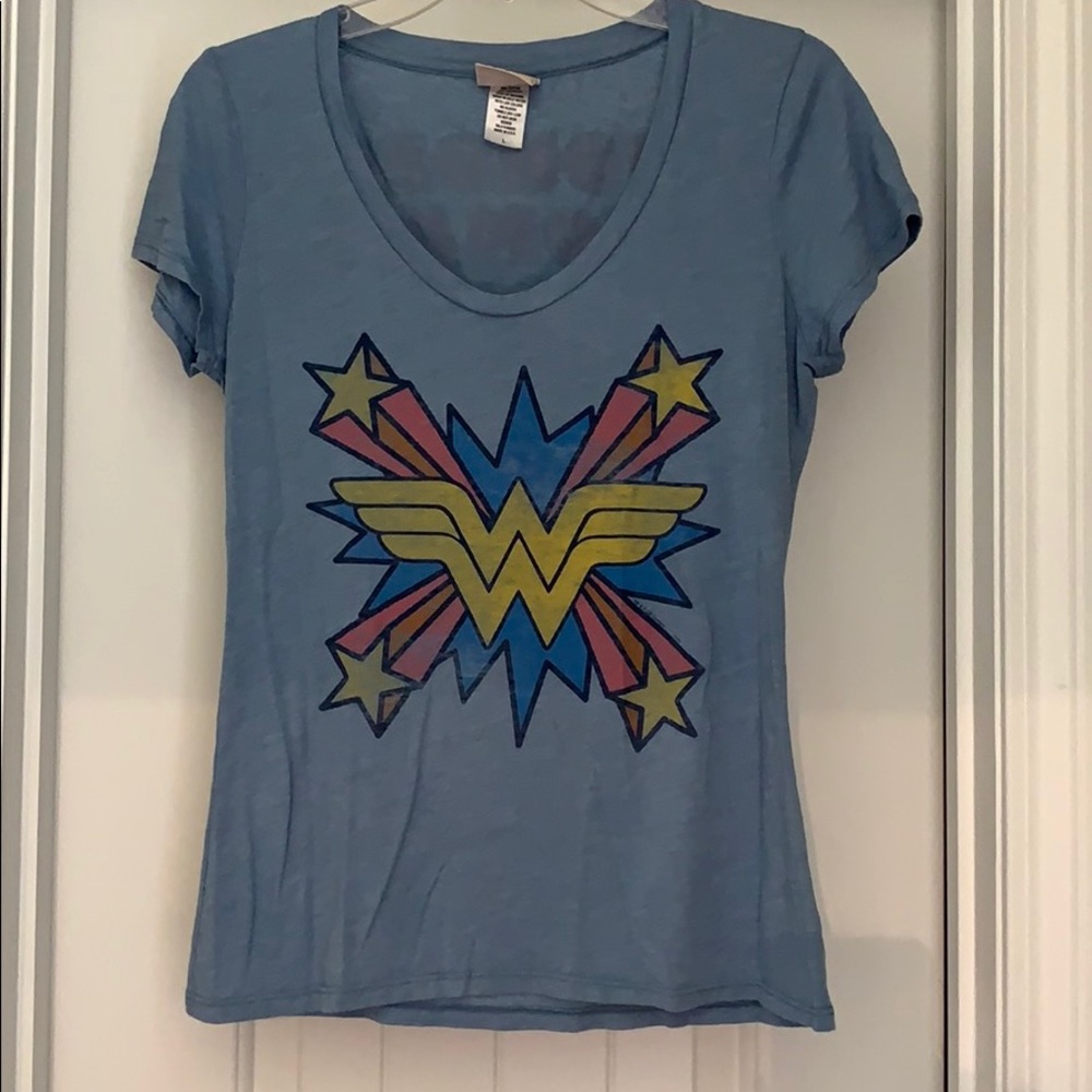 Wonder Woman Junk Food light blue starts logo top